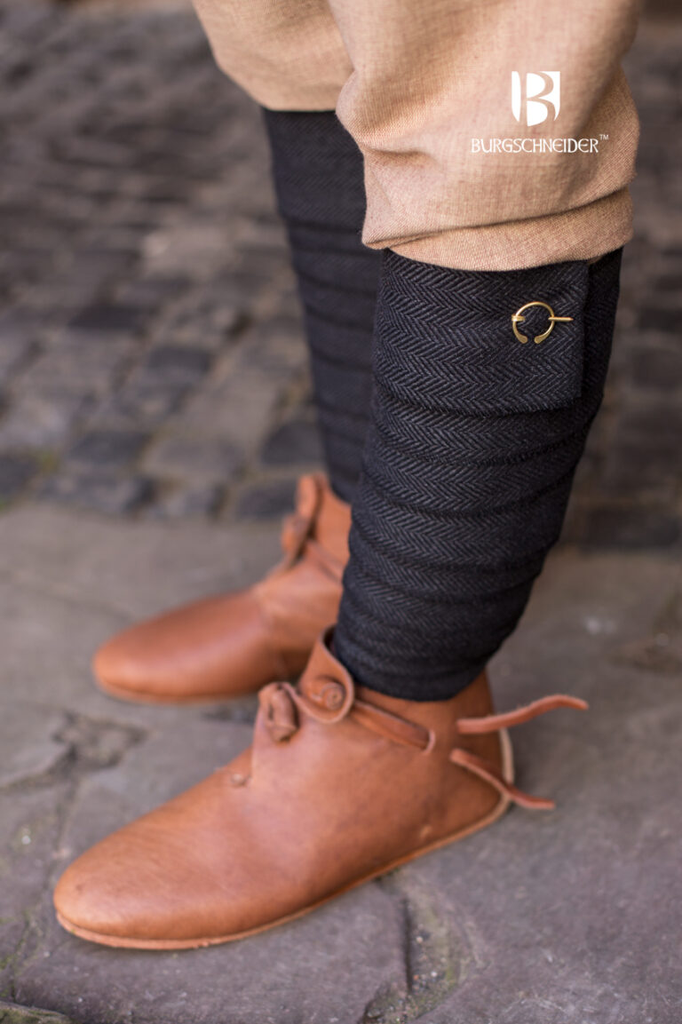 Medieval Leg Wraps – Herringbone Wool Winingas – Dark Grey