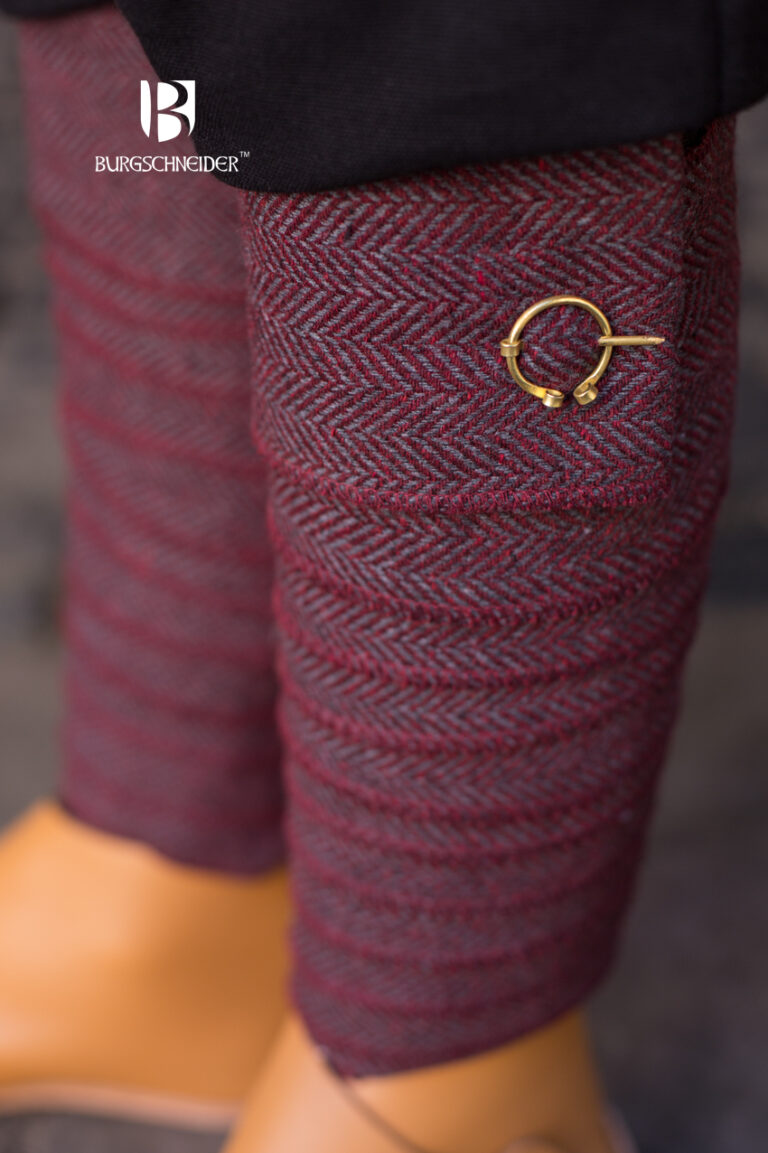 Medieval Leg Wraps – Herringbone Wool Winingas – Burgundy