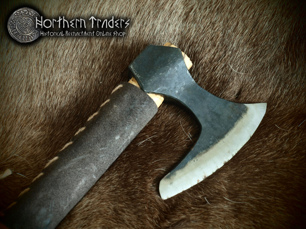 War Bearded Axe