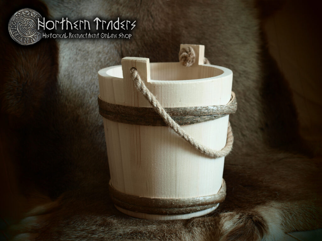Wooden Bucket – 7 liters