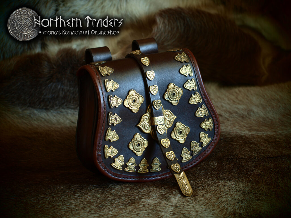 Tarsoly Pouch from Birka, Grave 93b