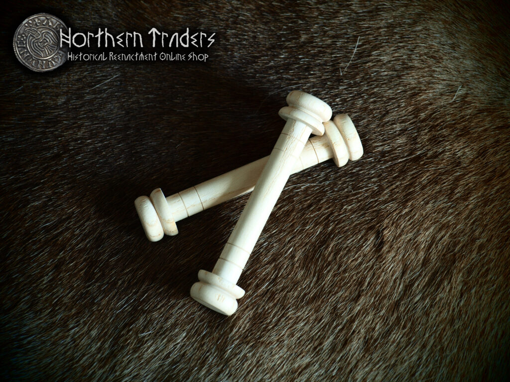 Medieval Thread Winder – 2 pieces.
