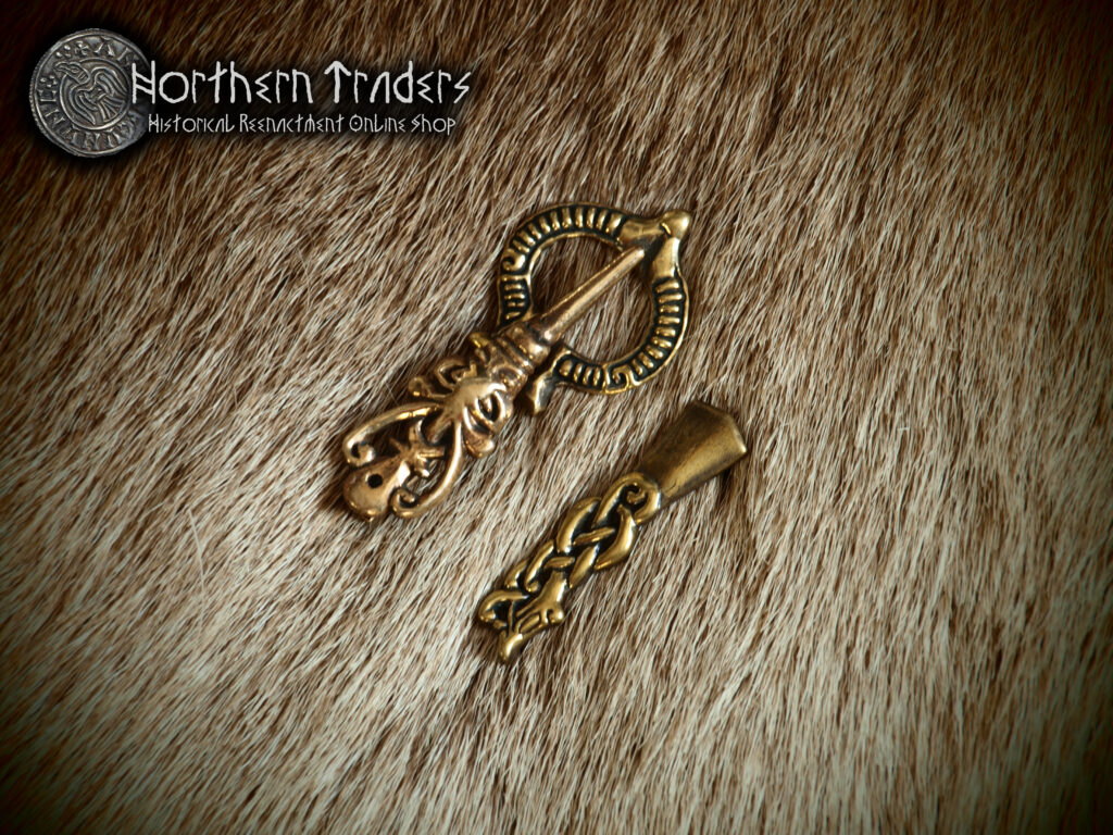 Borre Style Buckle & Belt End from Gotland