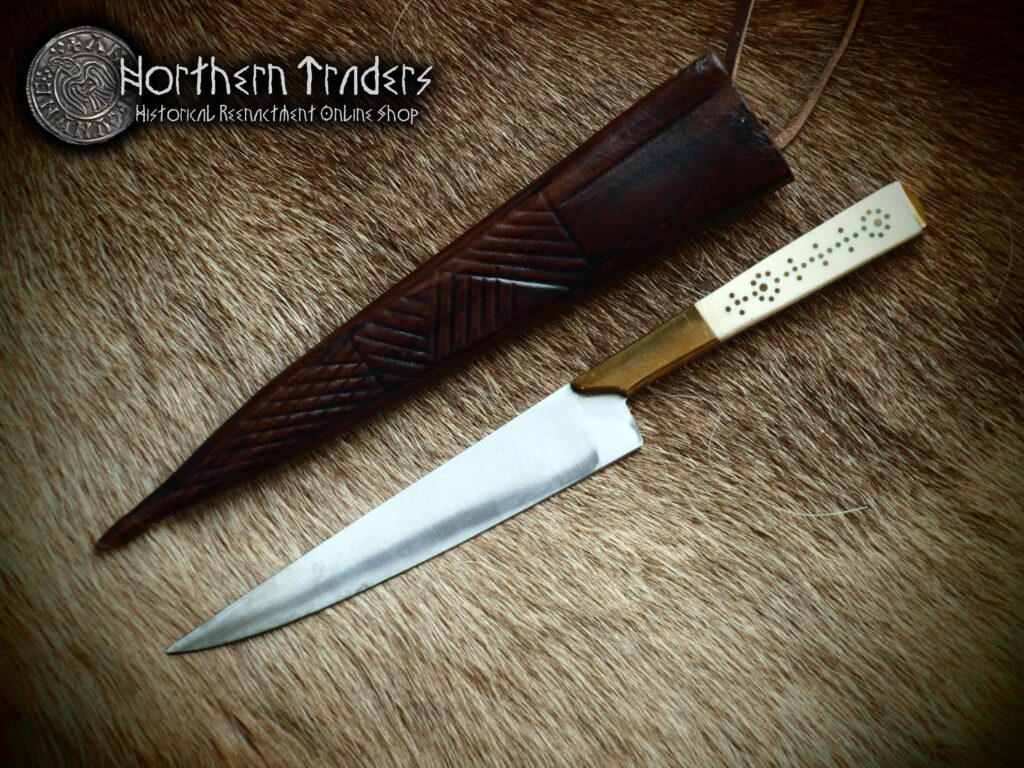 Medieval Knife with Decorated Bone Handle – Deluxe Version