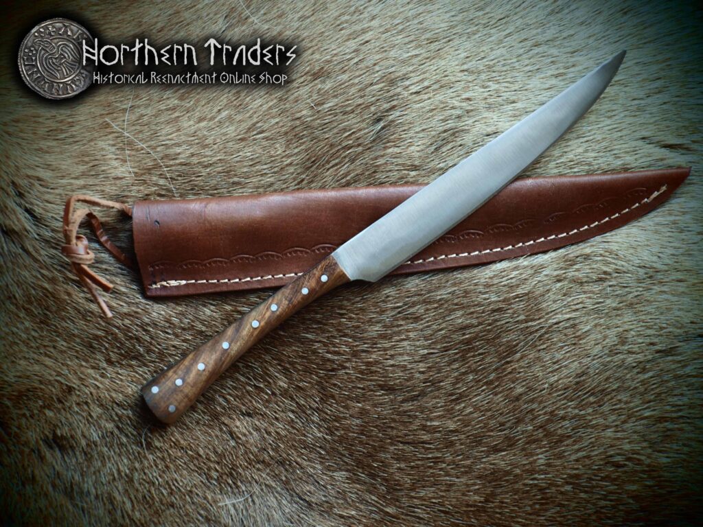 Medieval Knife with Wooden Handle – DEFECTIVE