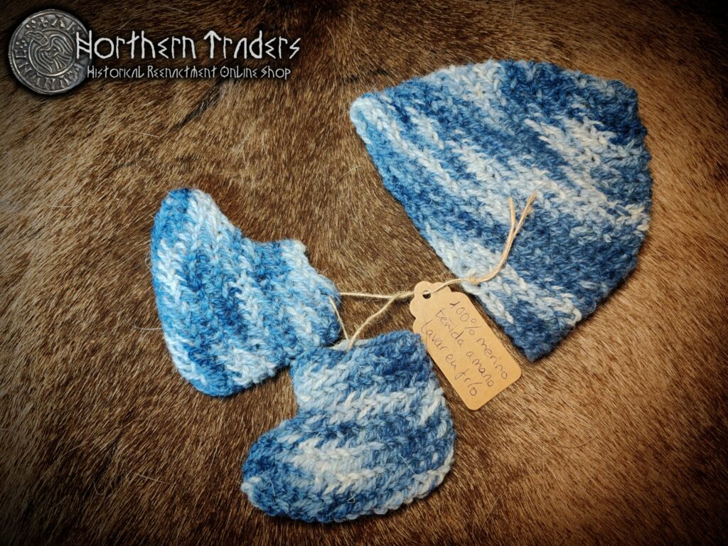 Naalbinding Baby Set – Booties & Hat