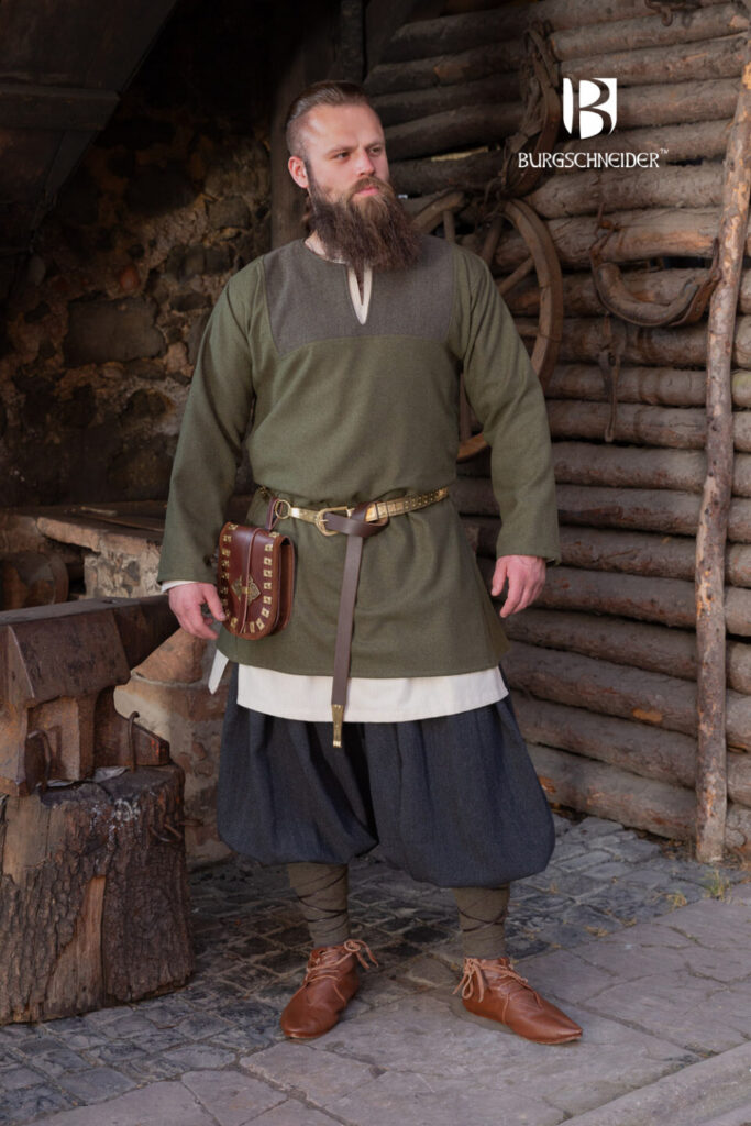 Viking Tunic “Szimon” – Green Wool