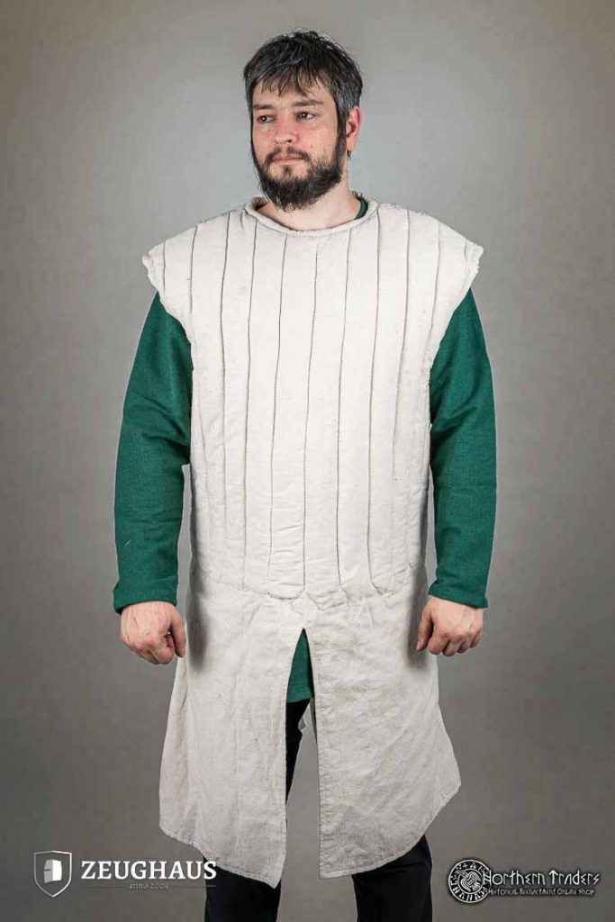 “Perpunte” or Sleeveless Gambeson from the 13th Century