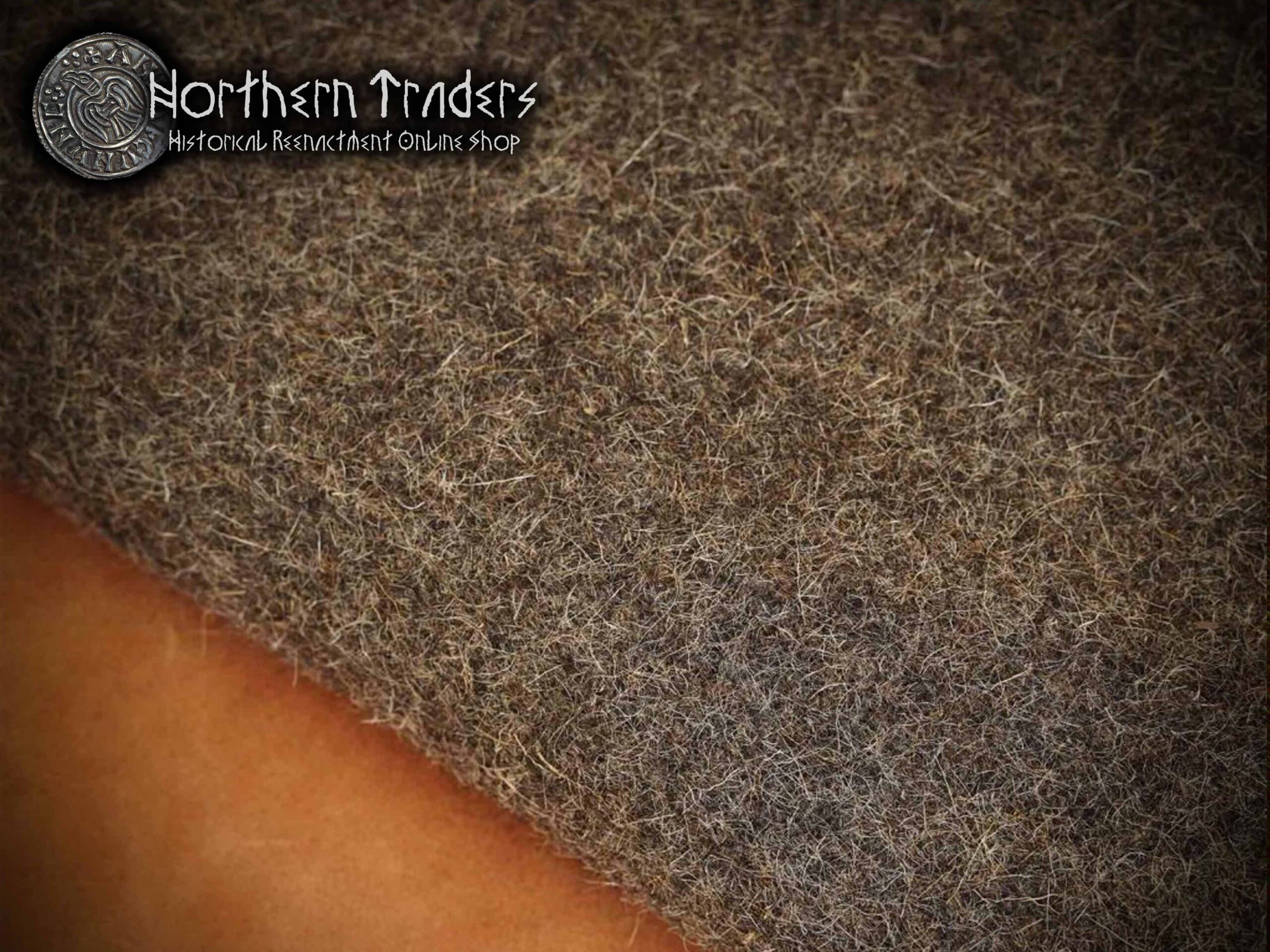 Traditional Woolen Blanket - Image 2