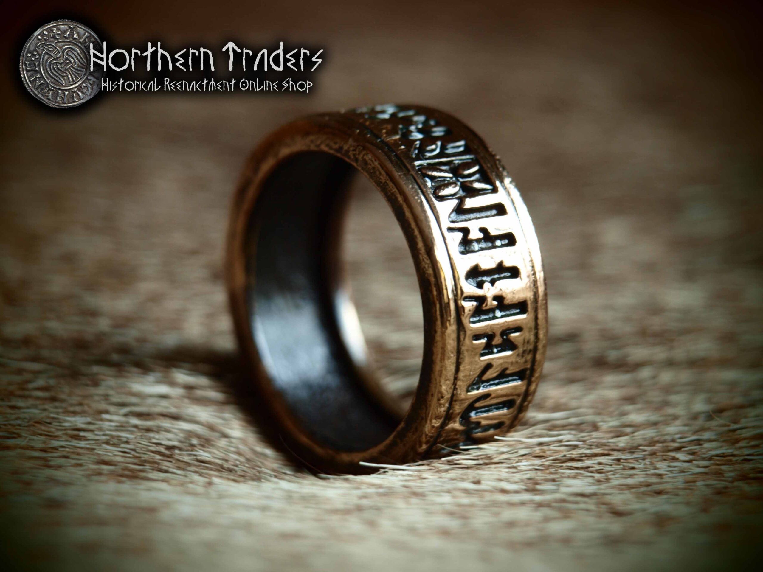 Anillo Rúnico de Bramham Moor - Imagen 3