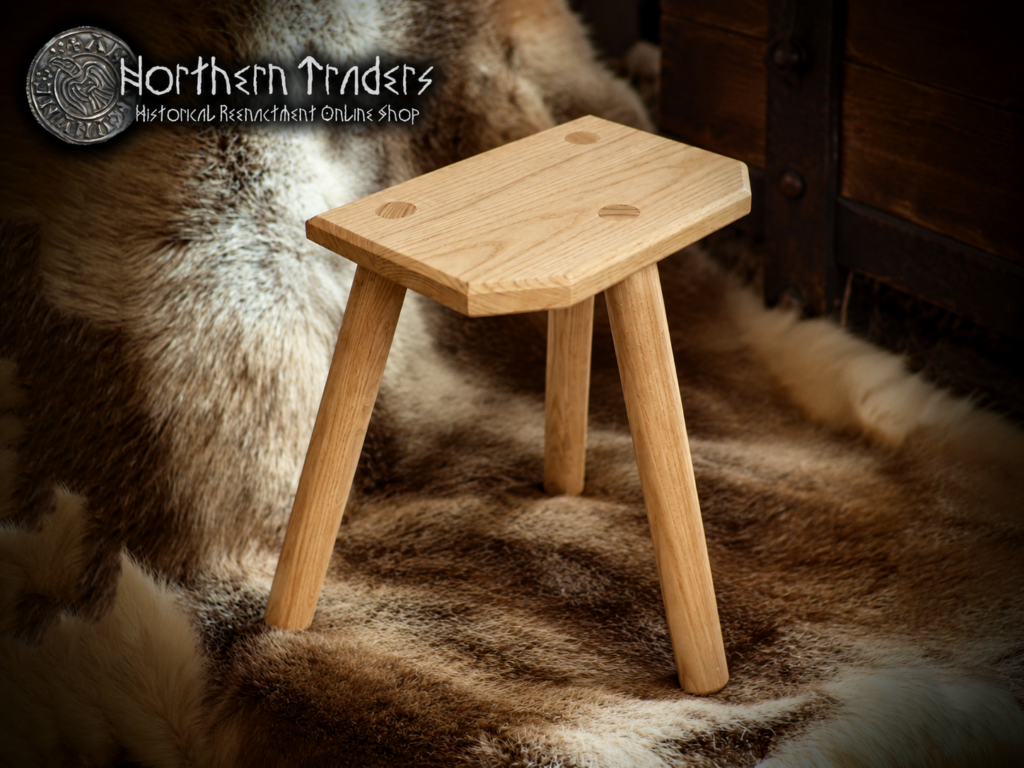 Taburete Medieval de Madera